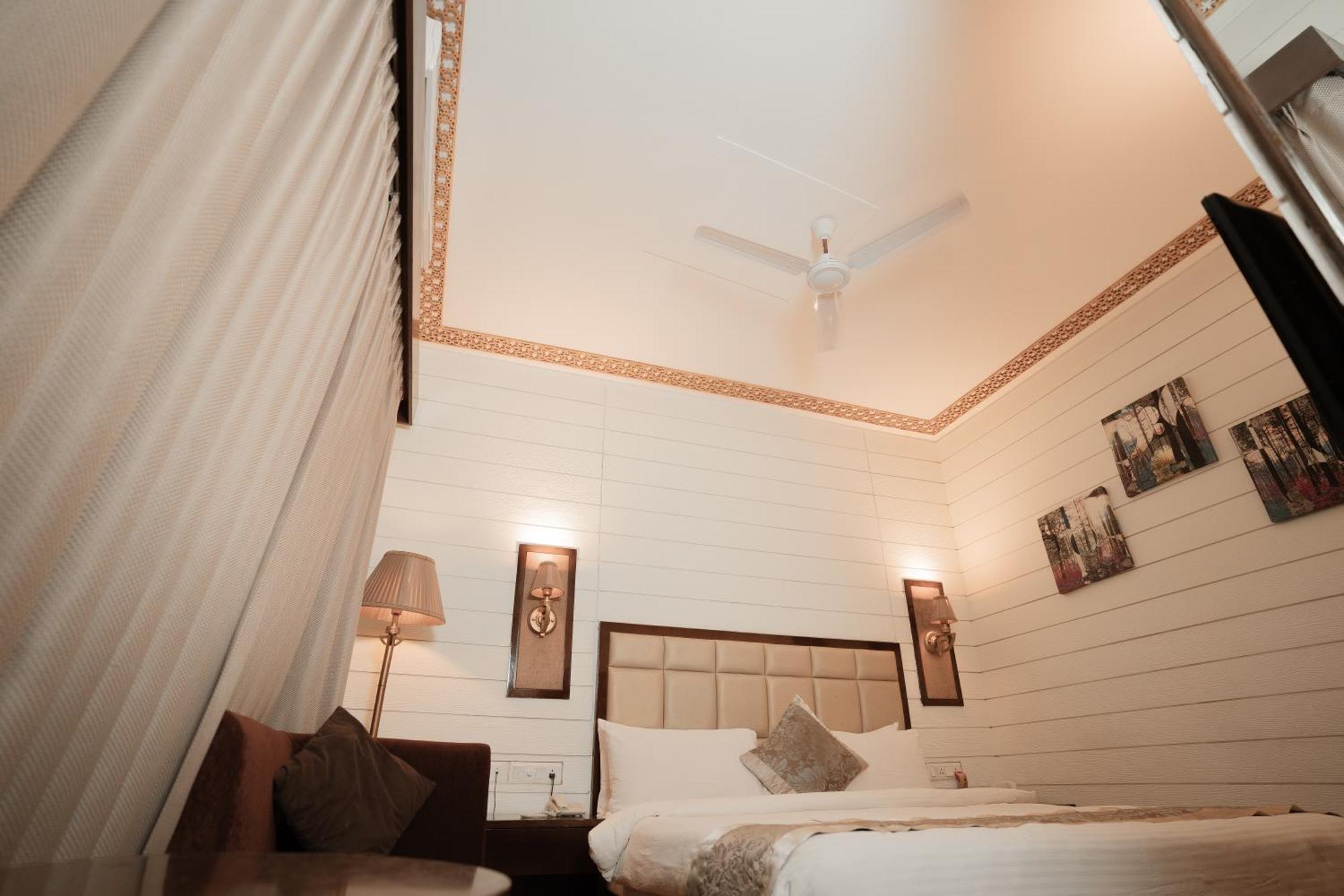 Sinon Baga Retreat Hotel Exterior foto
