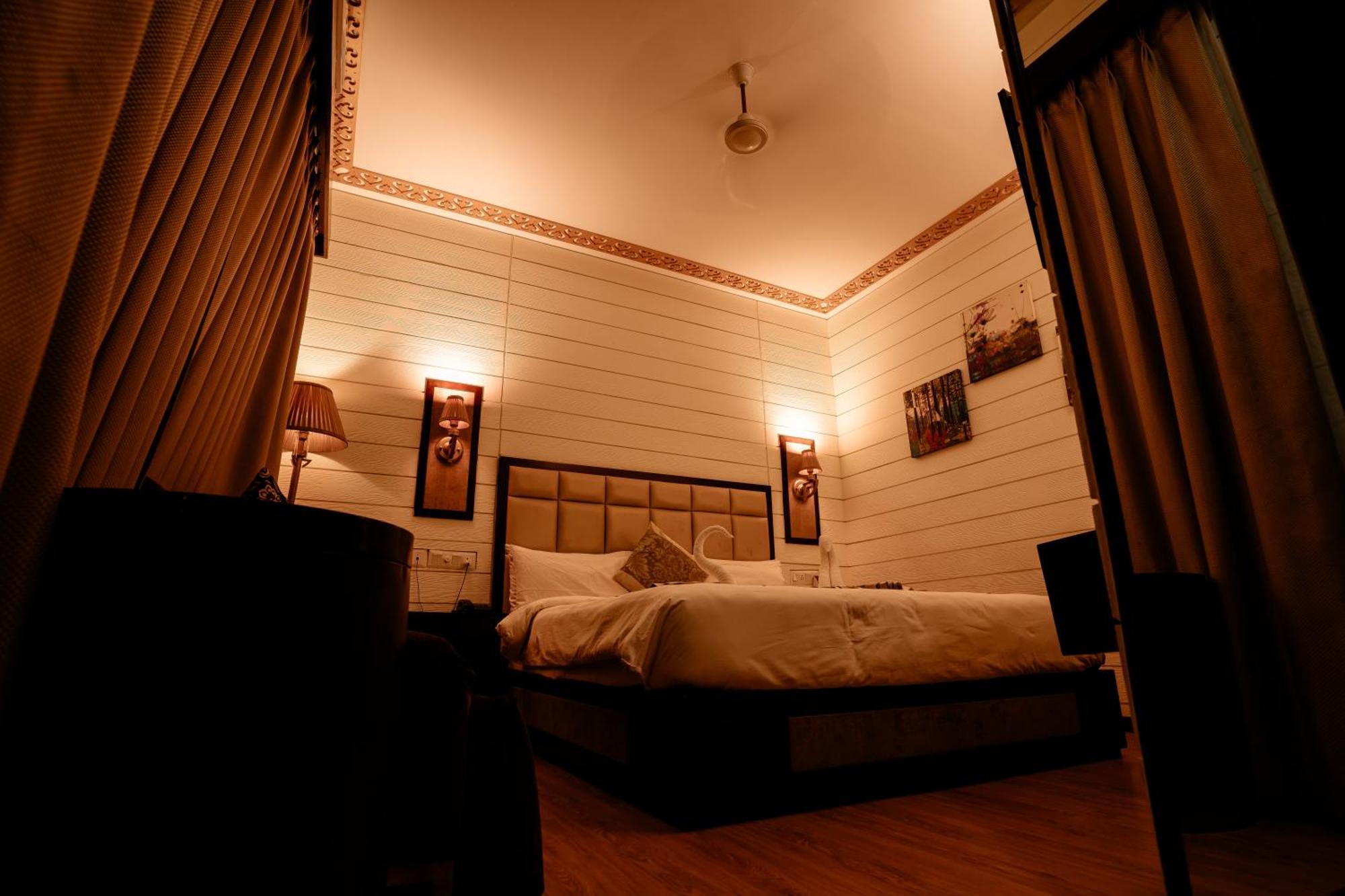 Sinon Baga Retreat Hotel Exterior foto